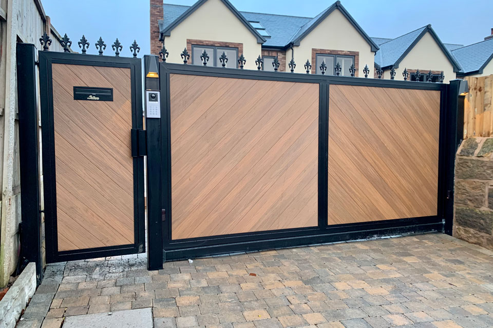 Composite Entrance Gate with Side Gate