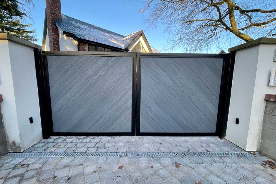 Double Grey Composite Gate